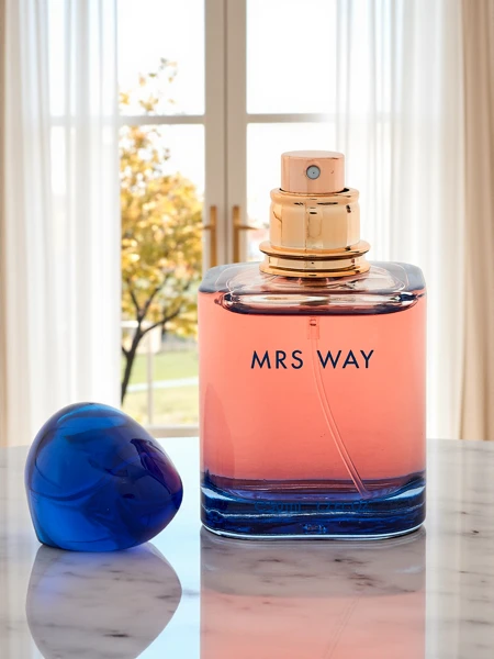 Aurelia Mrs Way 50ml Eau de Parfum - Wloska Elegancja i Kwiatowo-Owocowy