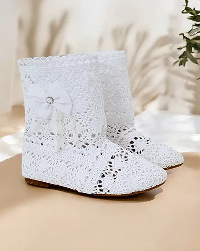 Royalfashion Dziecięce ażurowe botki z kokardką Geggis