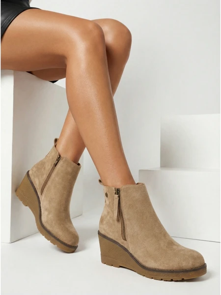 Botki damskie na koturnie Zarrico