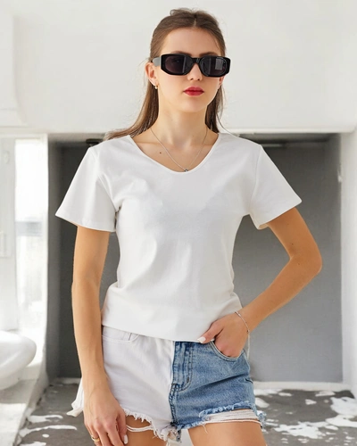 Royalfashion Bawełniany damski t-shirt z koronką na plecach