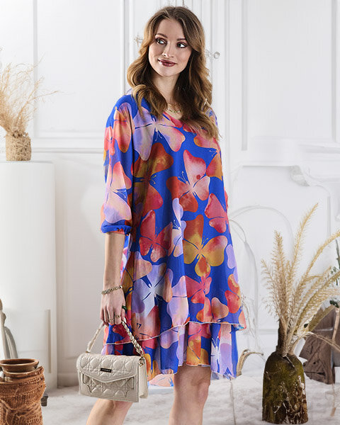 Royalfashion Granatowa sukienka damska z printem i falbanką