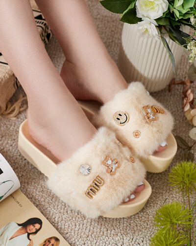 Royalfashion Damskie klapki na platformie Helimme