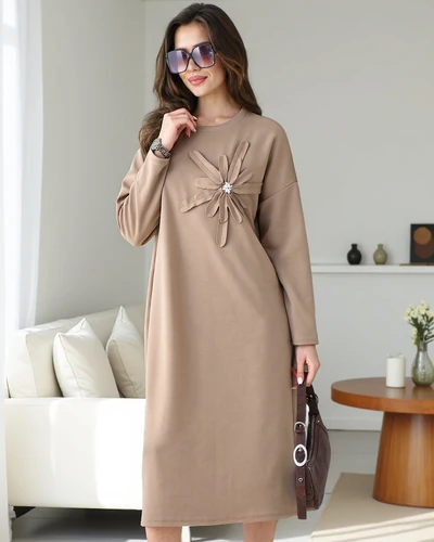 Royalfashion Damska sukienka midi tkaninowa oversize z kwiatem